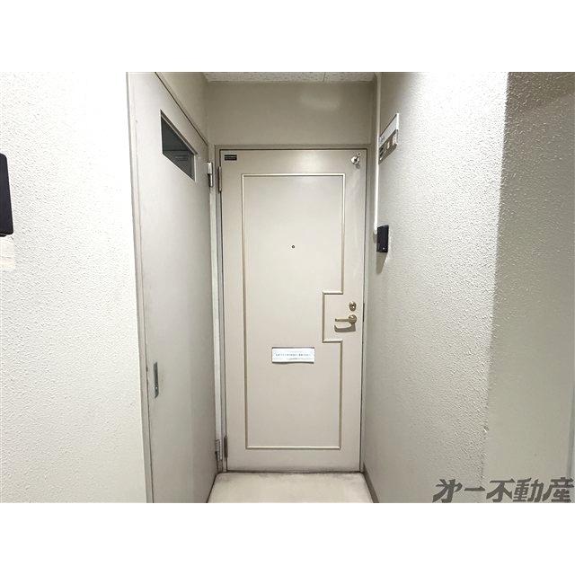 クレセントコート静岡・（306） 玄関