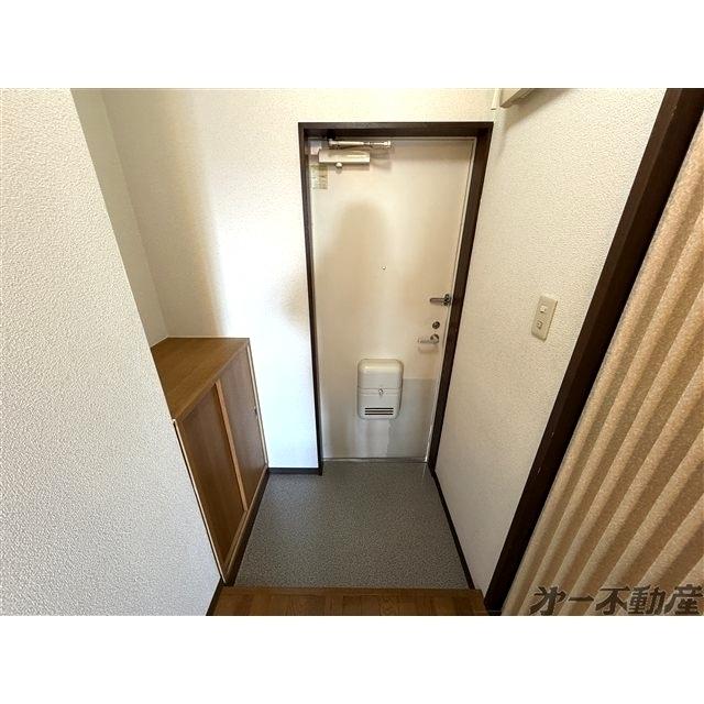 リバティー（F） 玄関