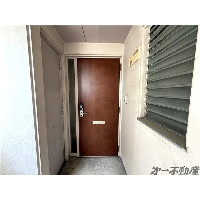 ル・プラド（404） 玄関