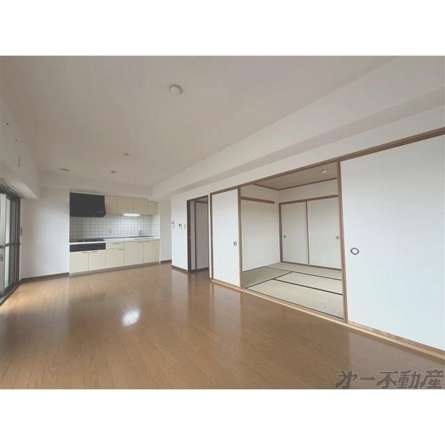 コムラーデ八幡（404） 部屋画像