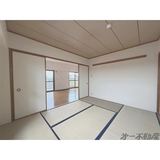 コムラーデ八幡（404） 部屋画像