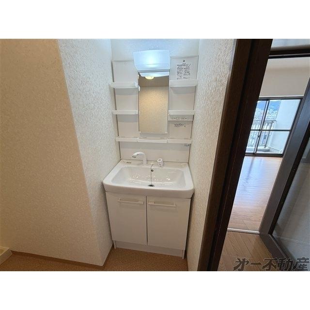 コムラーデ八幡 部屋画像