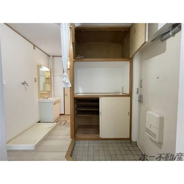 ビバレイユイ・（203） 玄関