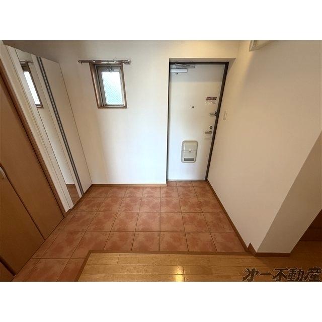 Grand Maison葵（401） 玄関