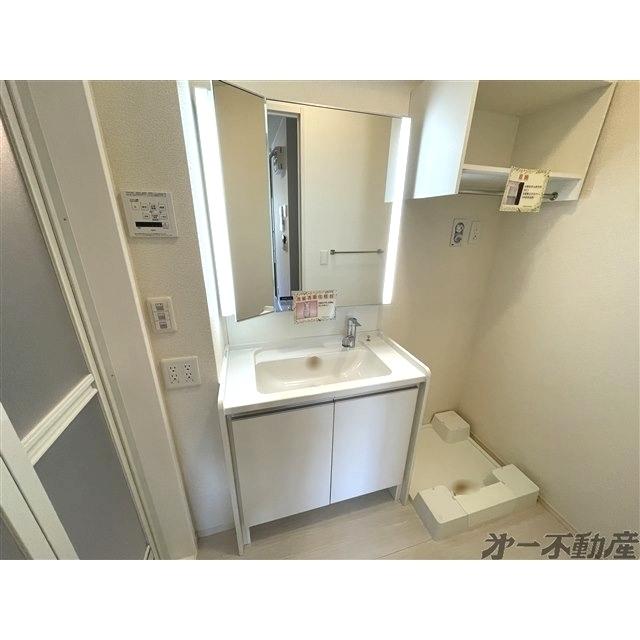 ONE UNIVERSITY PLACE(ﾜﾝﾕﾆﾊﾞｰｼﾃｨﾌﾟﾚｲｽ)（101） 部屋画像