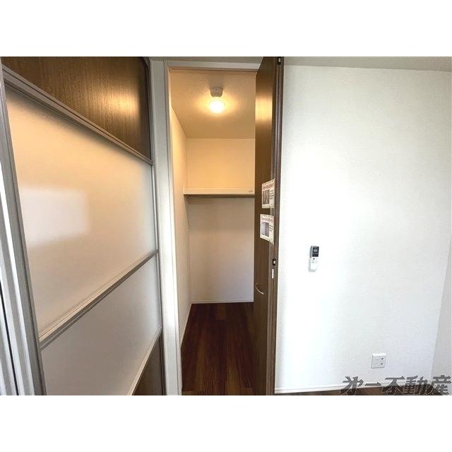 ONE UNIVERSITY PLACE(ﾜﾝﾕﾆﾊﾞｰｼﾃｨﾌﾟﾚｲｽ)（101） 収納
