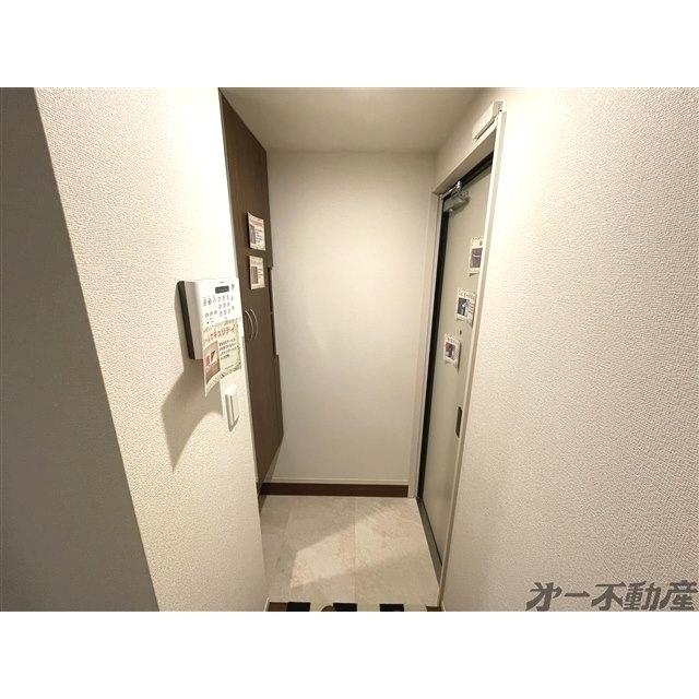 ONE UNIVERSITY PLACE(ﾜﾝﾕﾆﾊﾞｰｼﾃｨﾌﾟﾚｲｽ)（101） 玄関