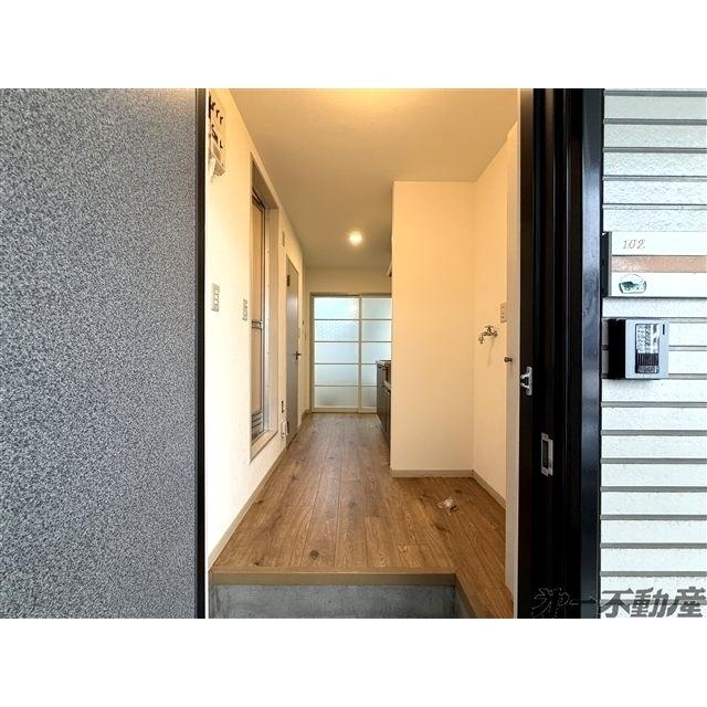 エクセル稲川（102） 玄関