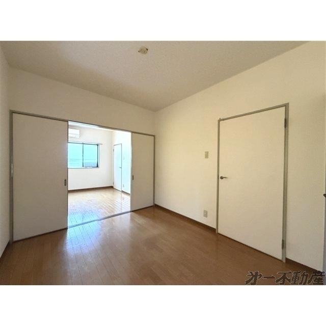 サンイースト東草深（201） 部屋画像