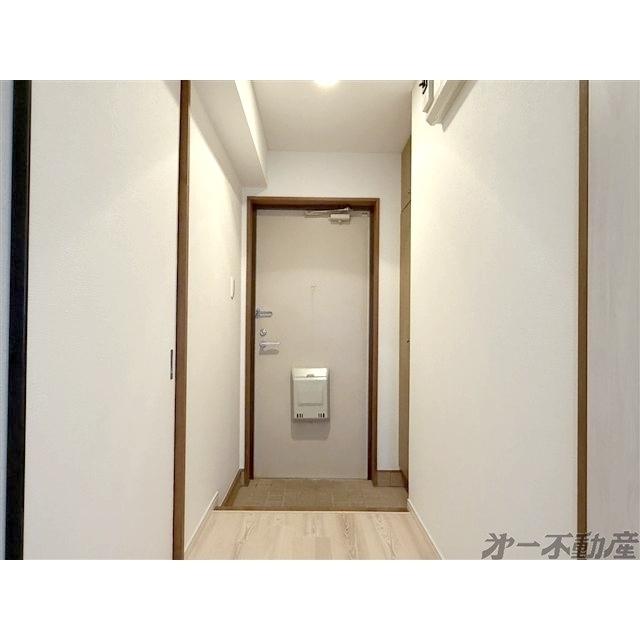 ガーデンコート壱番館・（402） 玄関