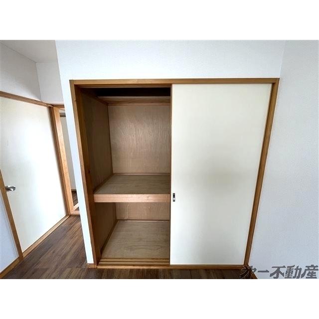 プレミール瀬名（301） 収納