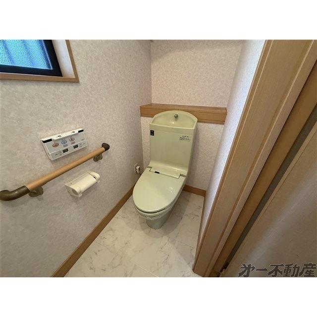安東3丁目一戸建・（1） トイレ