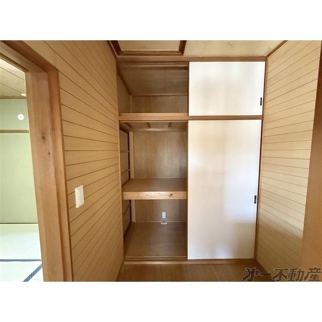 大岩町貸家（1） 収納