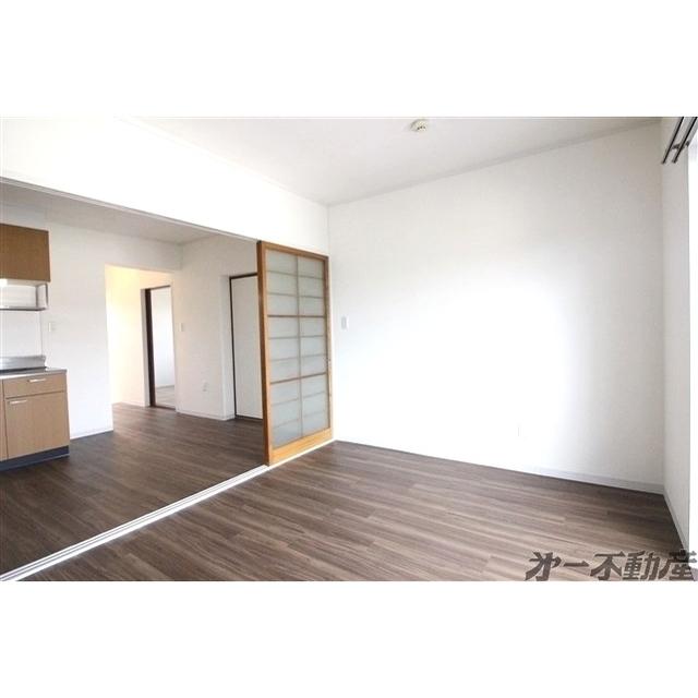 パークサイド露島（301） 部屋画像