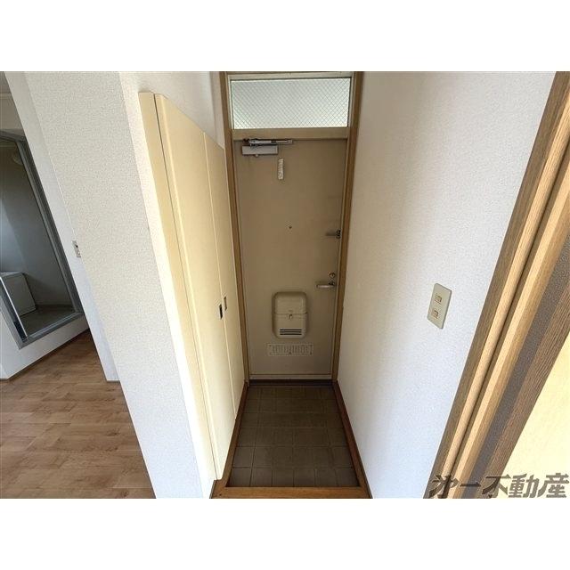 ソファレ鎌田（201） 玄関