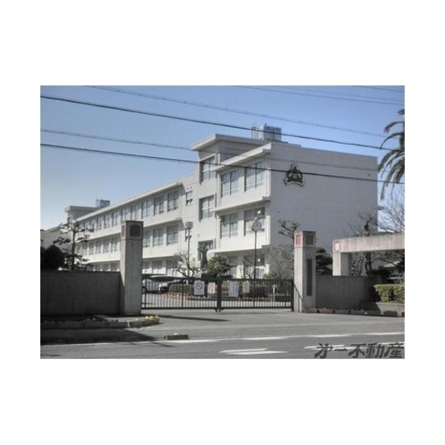静岡市立大里中学校：2100m