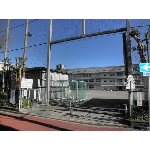 静岡市立新通小学校：290m