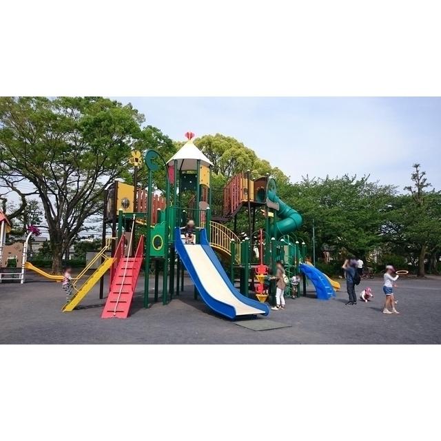 鷹匠公園：450m