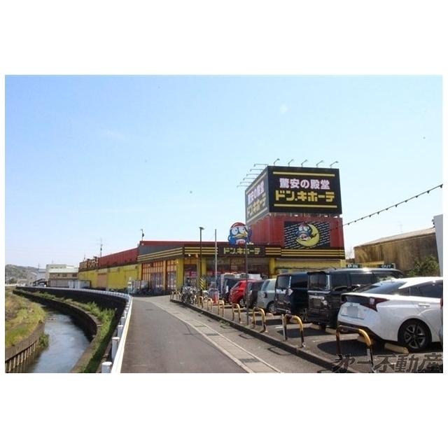 ドン・キホーテパウSBS通り店：1200m