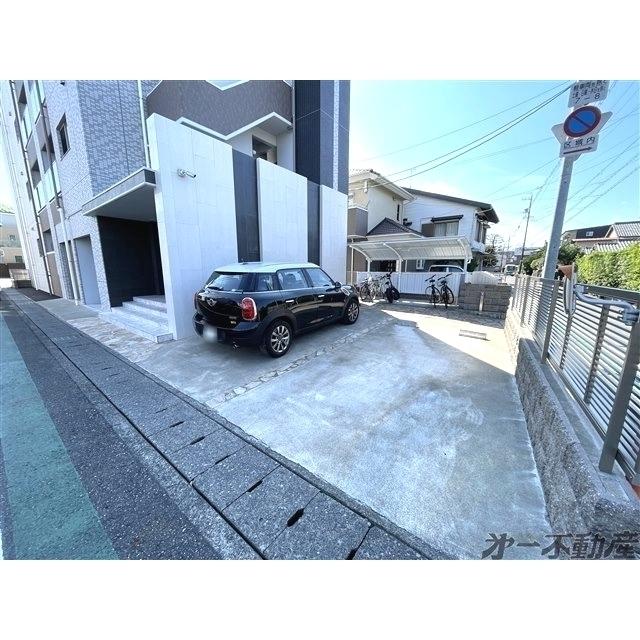 Permanente(ペルマナント)（203） 駐車場
