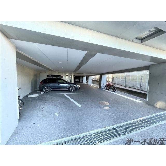 ANGELO　OTOWA・（403） 駐車場