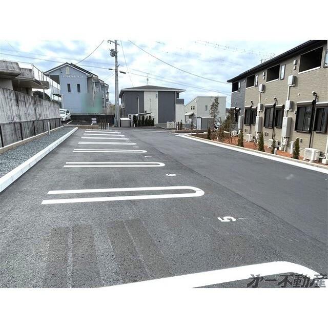 サニーコート小鹿（101） 駐車場