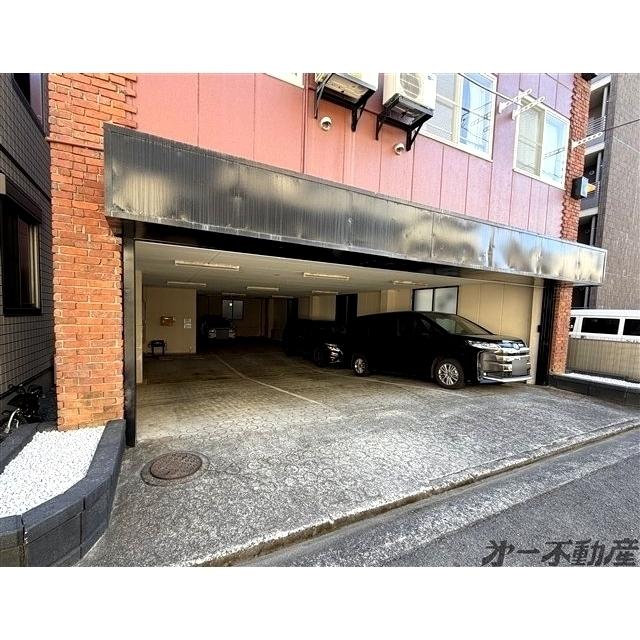 チェルシーズハウス（202） 駐車場