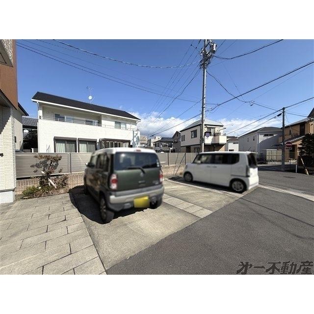 メルファレーン（302） 駐車場