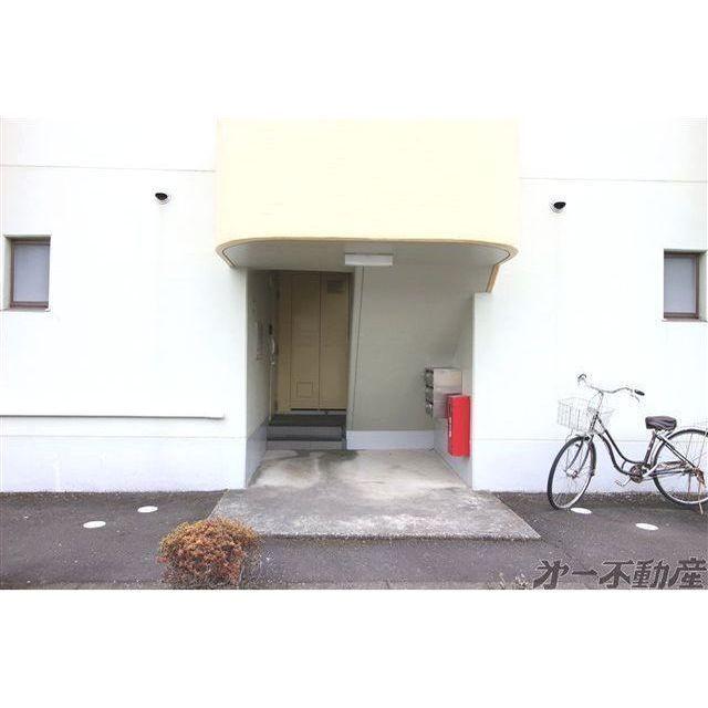 ハピネスⅢ（103） エントランス