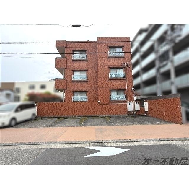 メゾン音羽（301） 駐車場