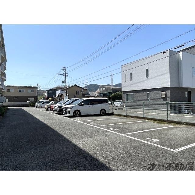 山内ハイツ1（102） 駐車場