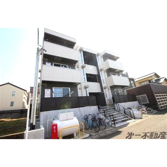 ONE UNIVERSITY PLACE(ﾜﾝﾕﾆﾊﾞｰｼﾃｨﾌﾟﾚｲｽ)（101） 物件画像