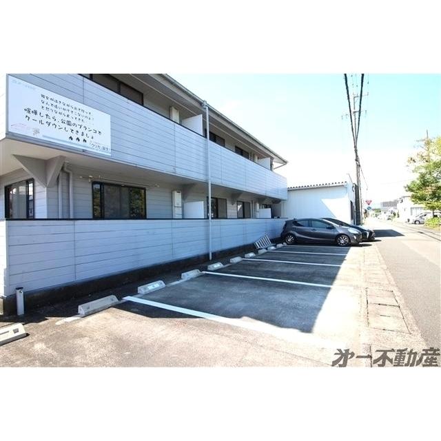 アントーレ敷地（206） 駐車場