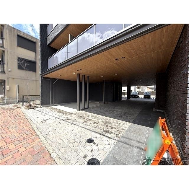 Crestieq長谷通り（302） エントランス