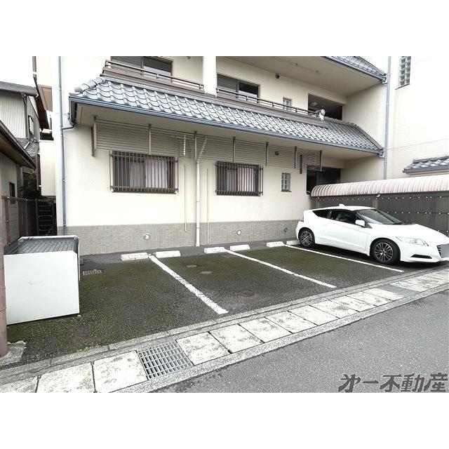 ハイム瑞光（302） 駐車場