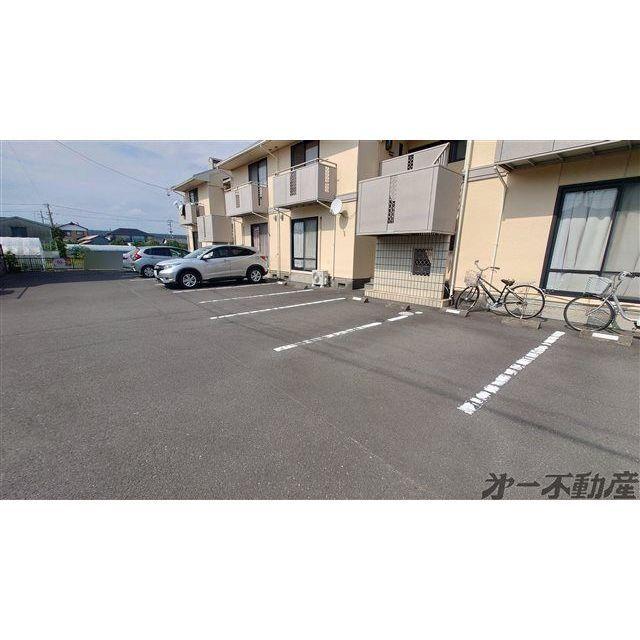 セジュールオキツA・（103） 駐車場