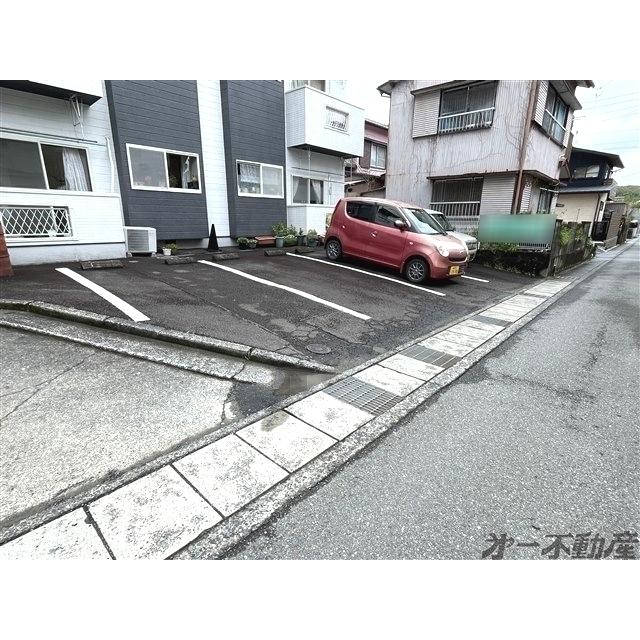 ハイツリバティー・（202） 駐車場