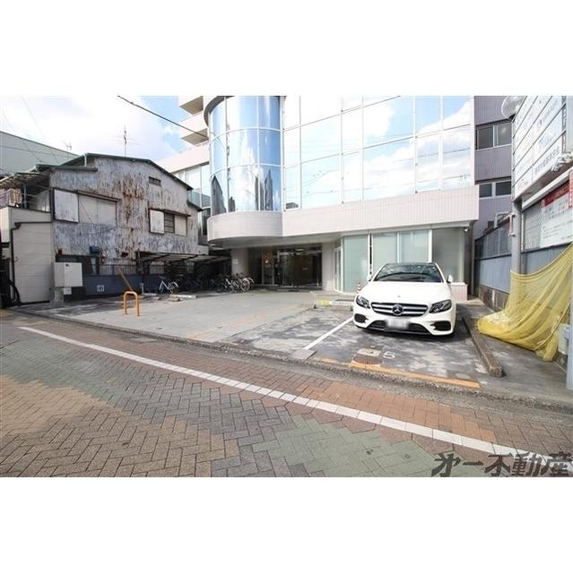 サンパレス鷹匠・（205） 駐車場