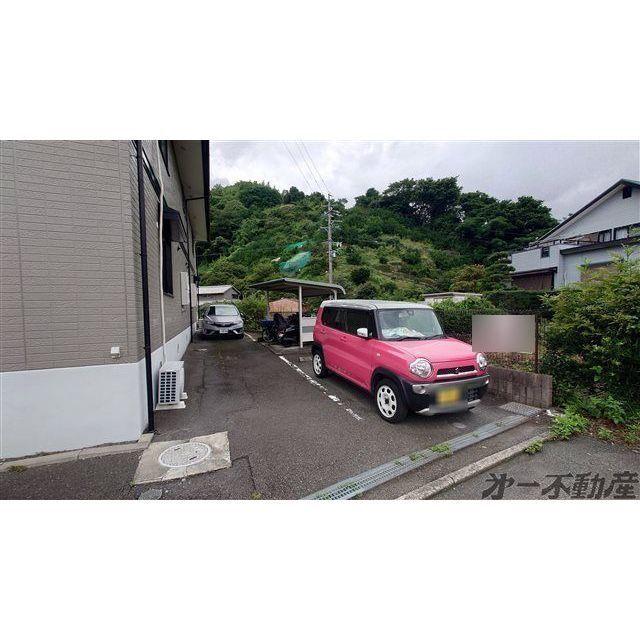 グレース丸子・（101） 駐車場