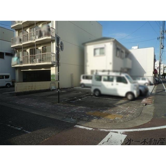 岡村パーキング（06･07） 外観