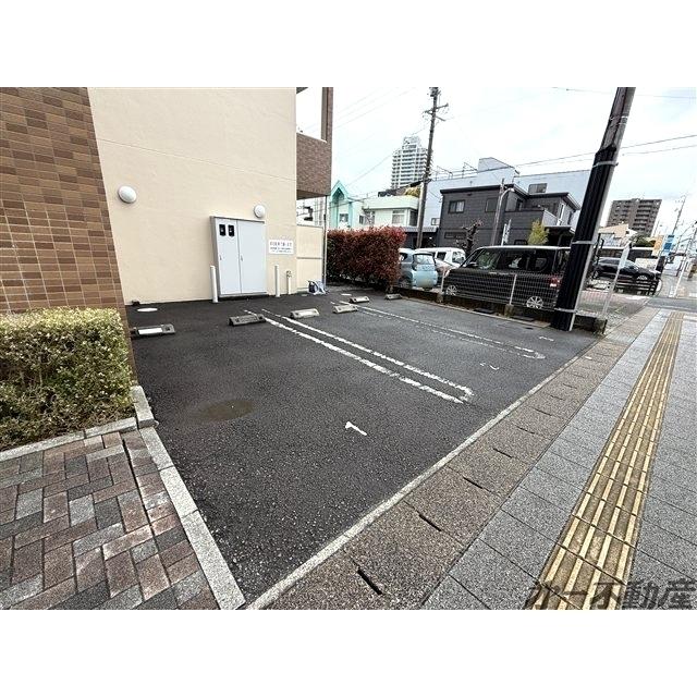 長栄ハイム･辻 駐車場