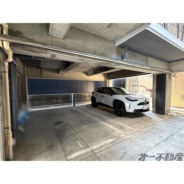 人宿町第二コーポラス（201） 駐車場