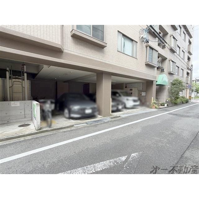 ゾーナヴェルデ（302） 駐車場