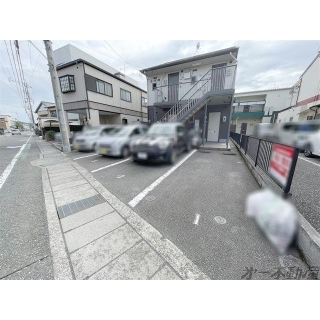 カーサ柊（102） 駐車場