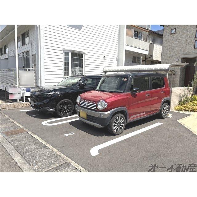 エナールＳＩ（105） 駐車場