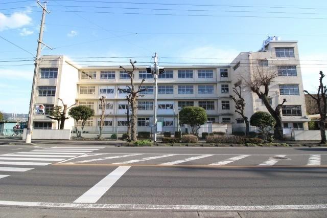 中学校