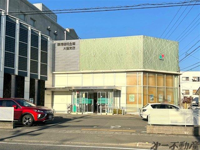 銀行