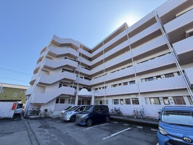 ラフォーレ下川原 駐車場