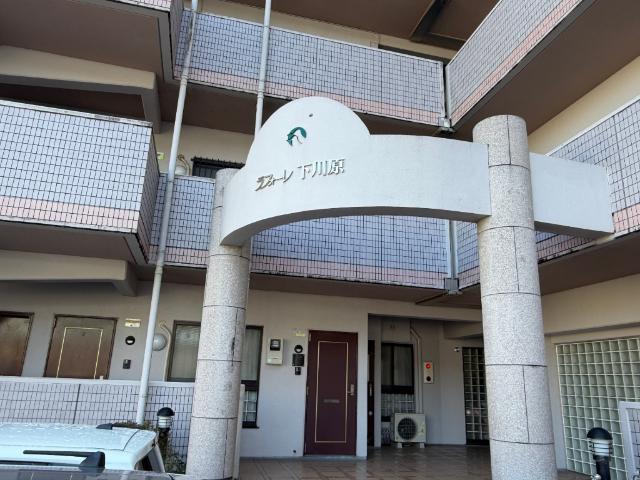 ラフォーレ下川原 エントランス