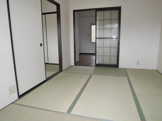 ファミールコーポ高屋8（110） 部屋画像